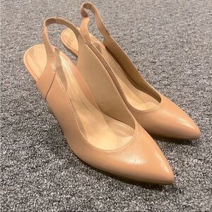 Women’s Vionic Adalena Tan Leather Arch Support Pump sz 7